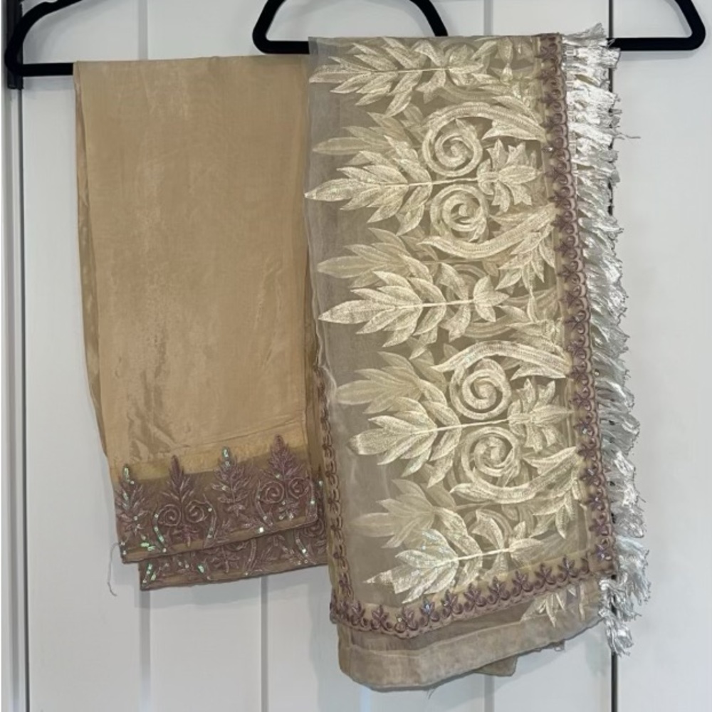 Fancy Pakistani 3 Piece Shalwar Kameez - image 2